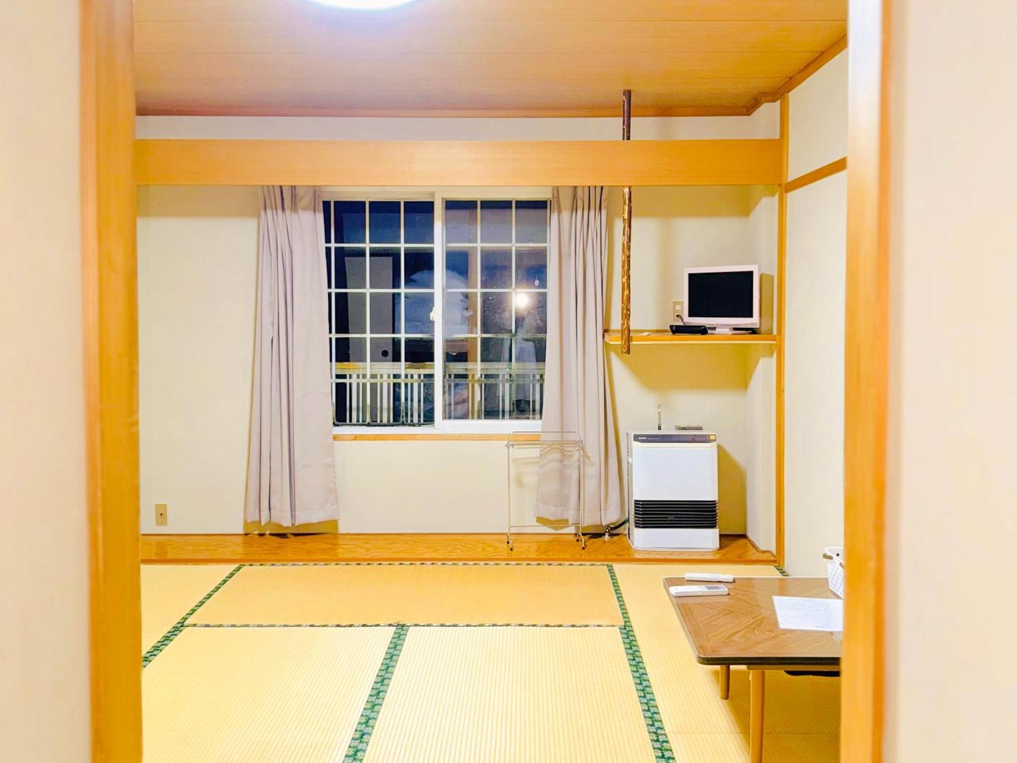 Snowhouse Memorie Hotel-石打丸山 Seki  Esterno foto