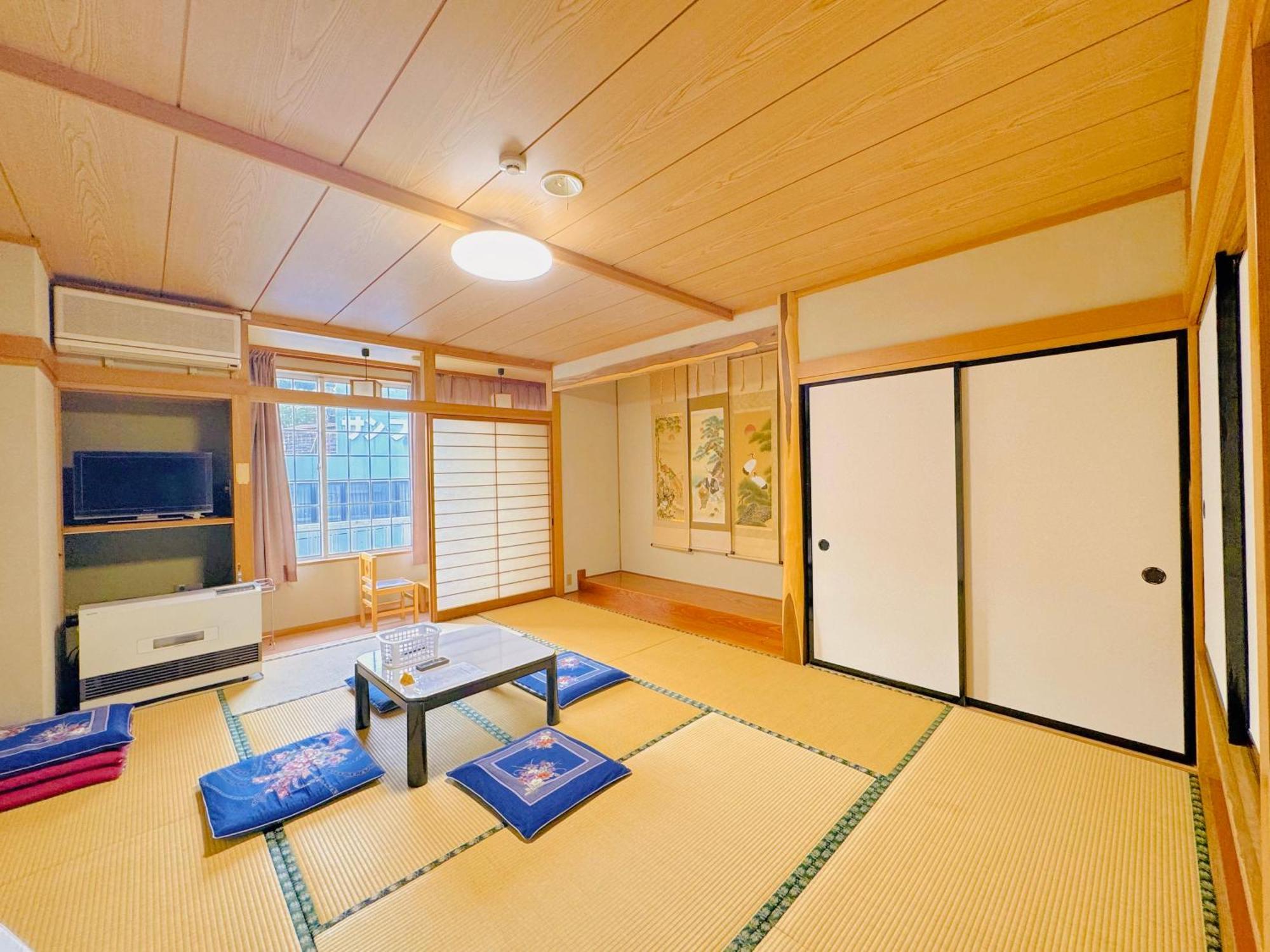 Snowhouse Memorie Hotel-石打丸山 Seki  Esterno foto